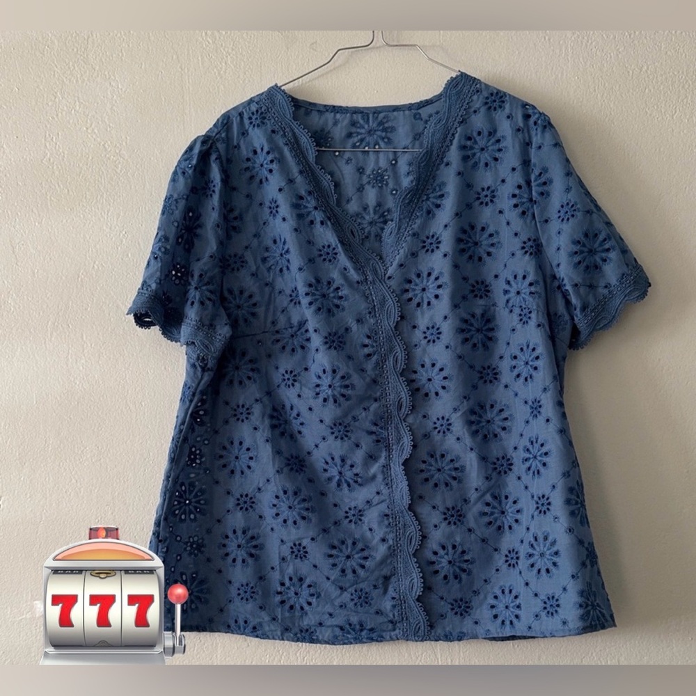 Elegant Blue Floral Lace Women's Blouse